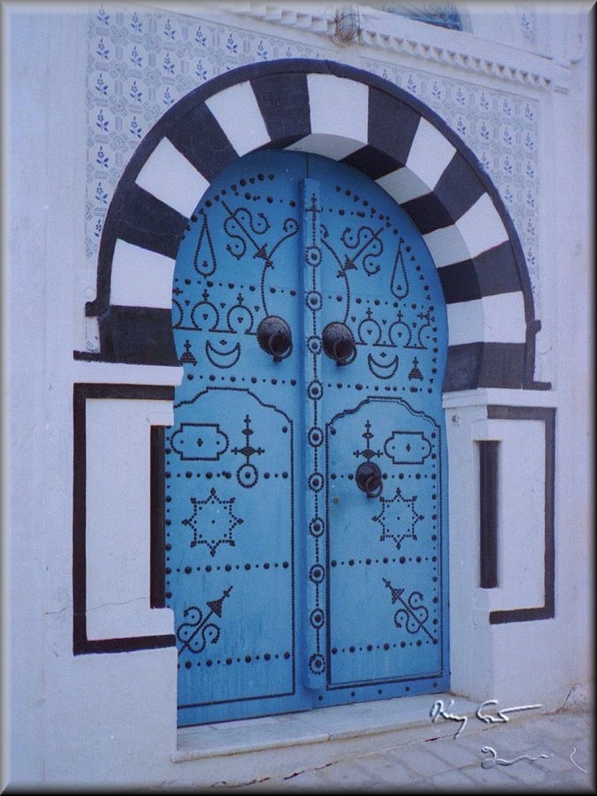 Blue door in Sidi Bou Said, tunisia